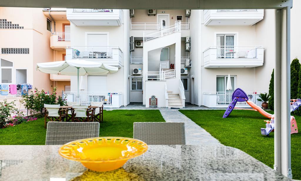 Niki Apartments Chrisi Ammoudia Eksteriør billede