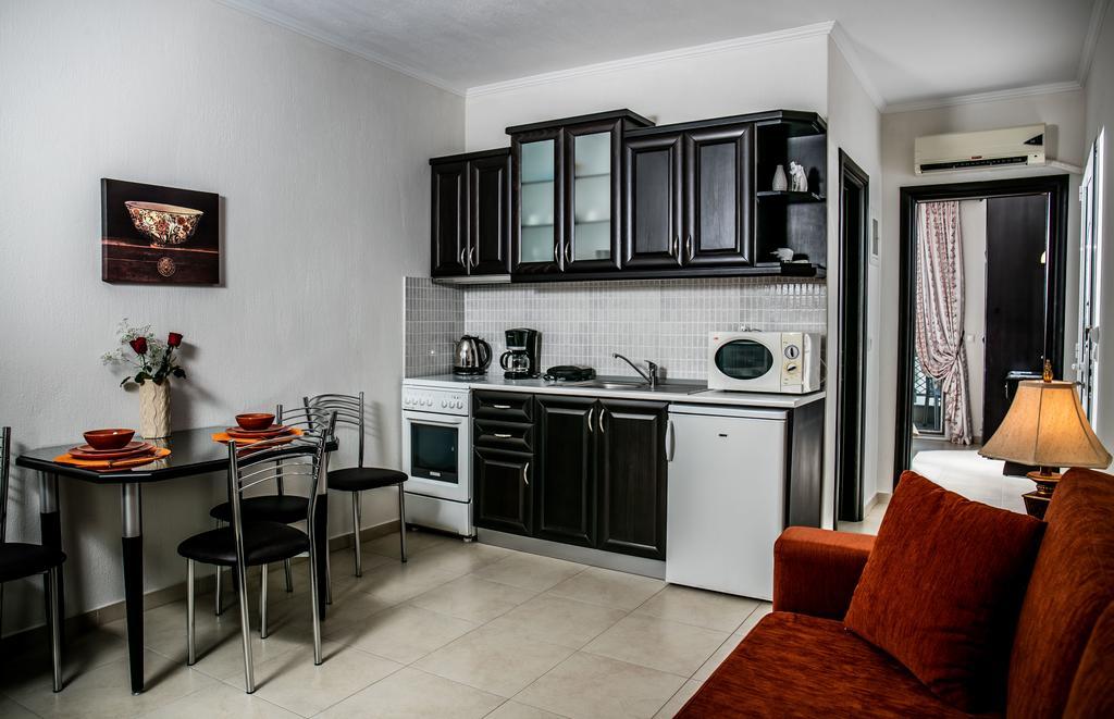 Niki Apartments Chrisi Ammoudia Eksteriør billede
